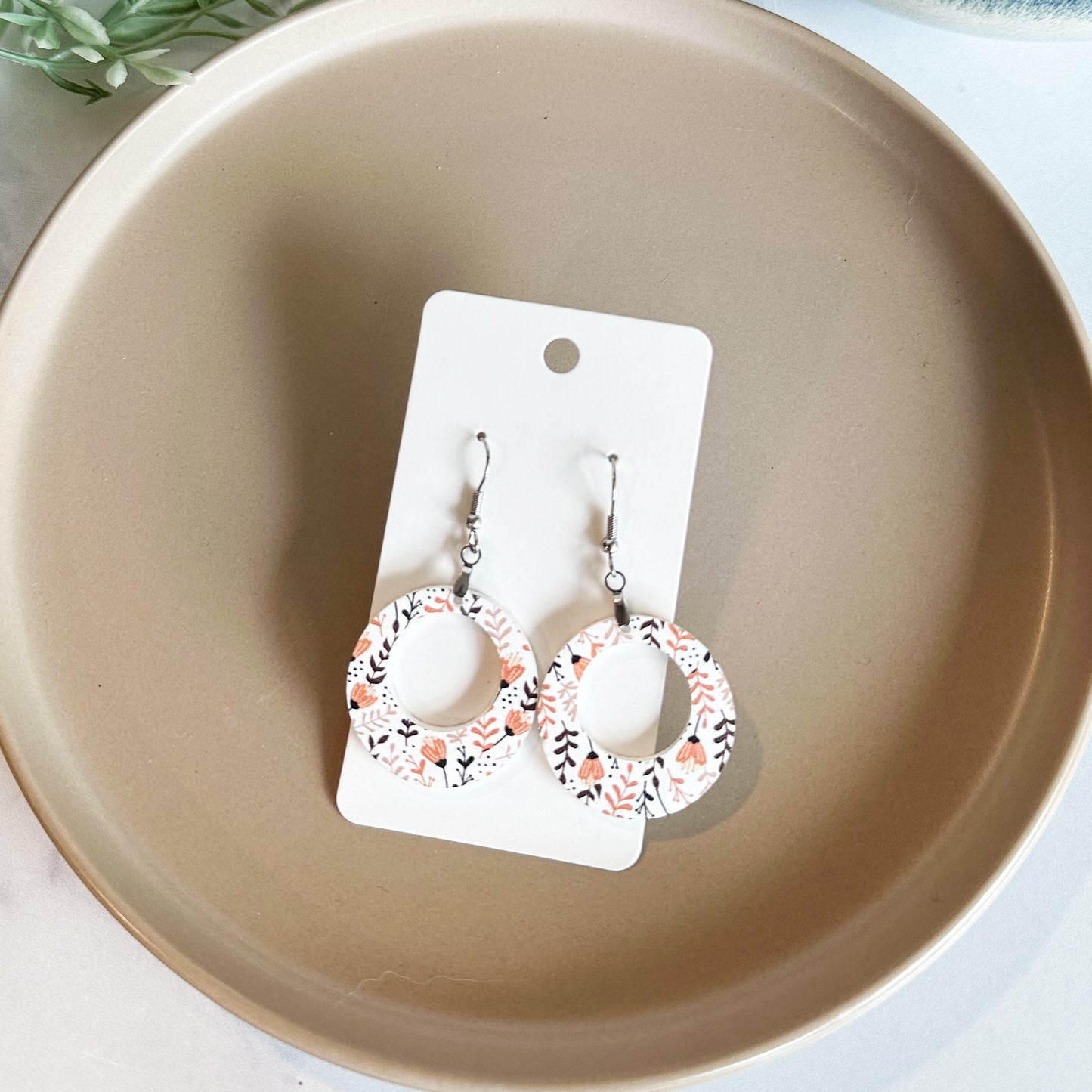 Fall Floral Hoop Earrings – Lightweight Acrylic Circle Dangles for Autumn