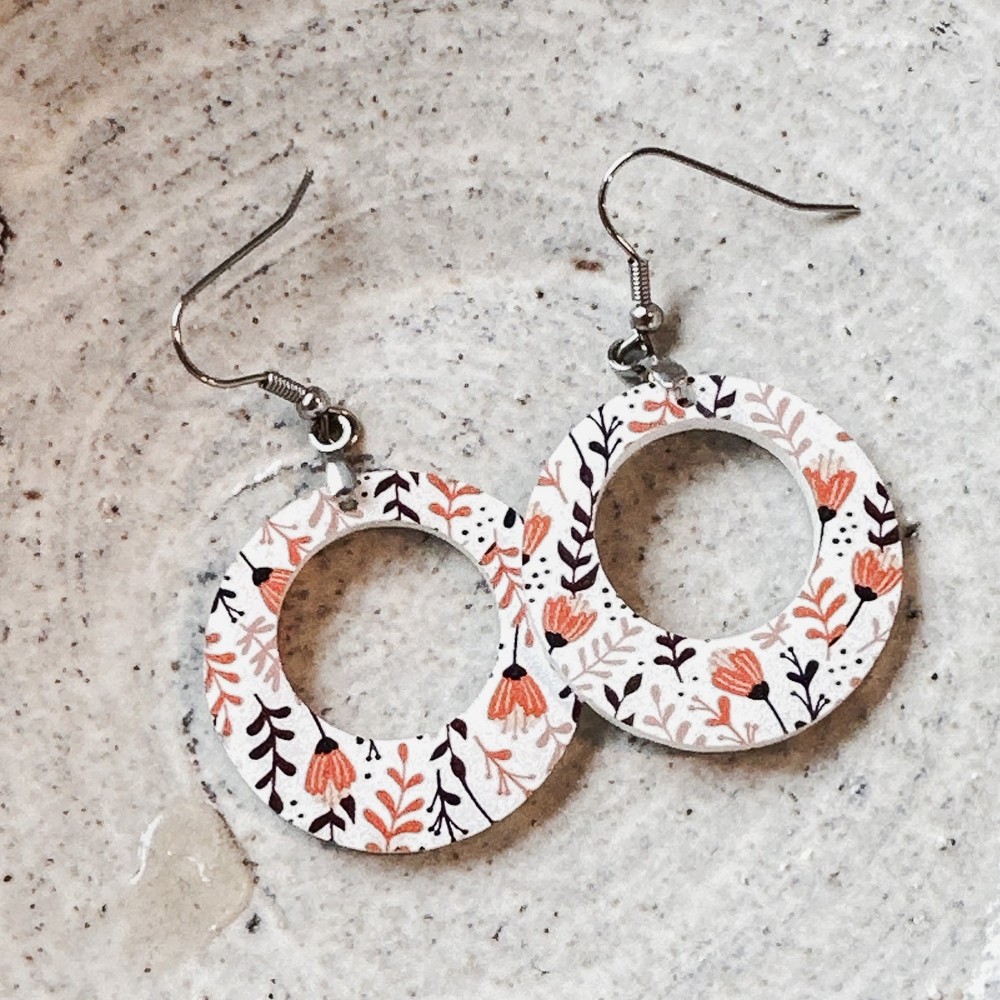 Fall Floral Hoop Earrings – Lightweight Acrylic Circle Dangles for Autumn