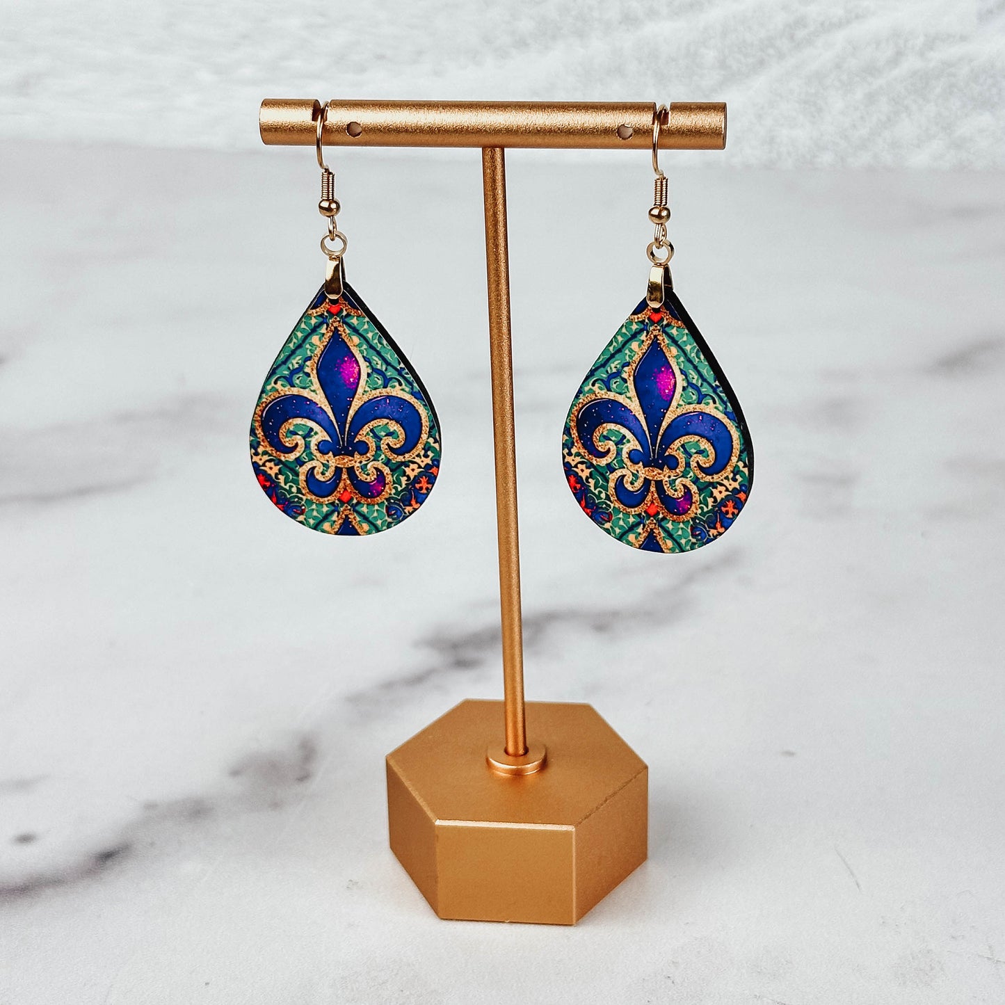 Fleur De Lis Teardrop Earrings – Purple Green Mardi Gras Dangle Earrings