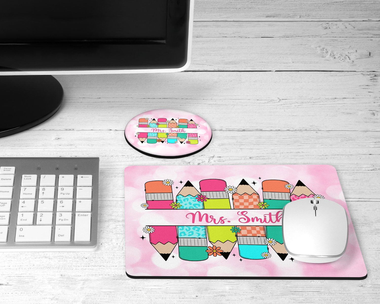 Colorful pencils teacher desk set