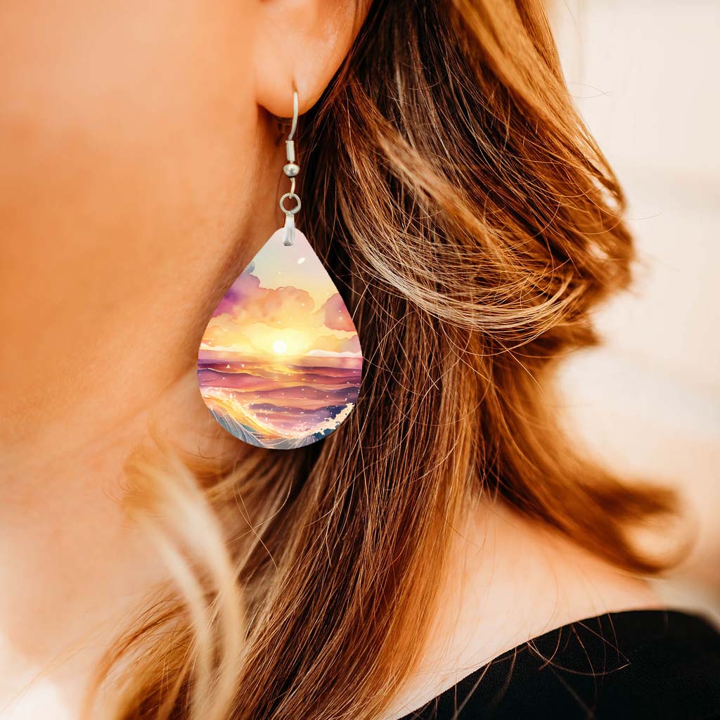 Beach Sunset Teardrop Earrings – Lightweight Ocean Sunset Dangles