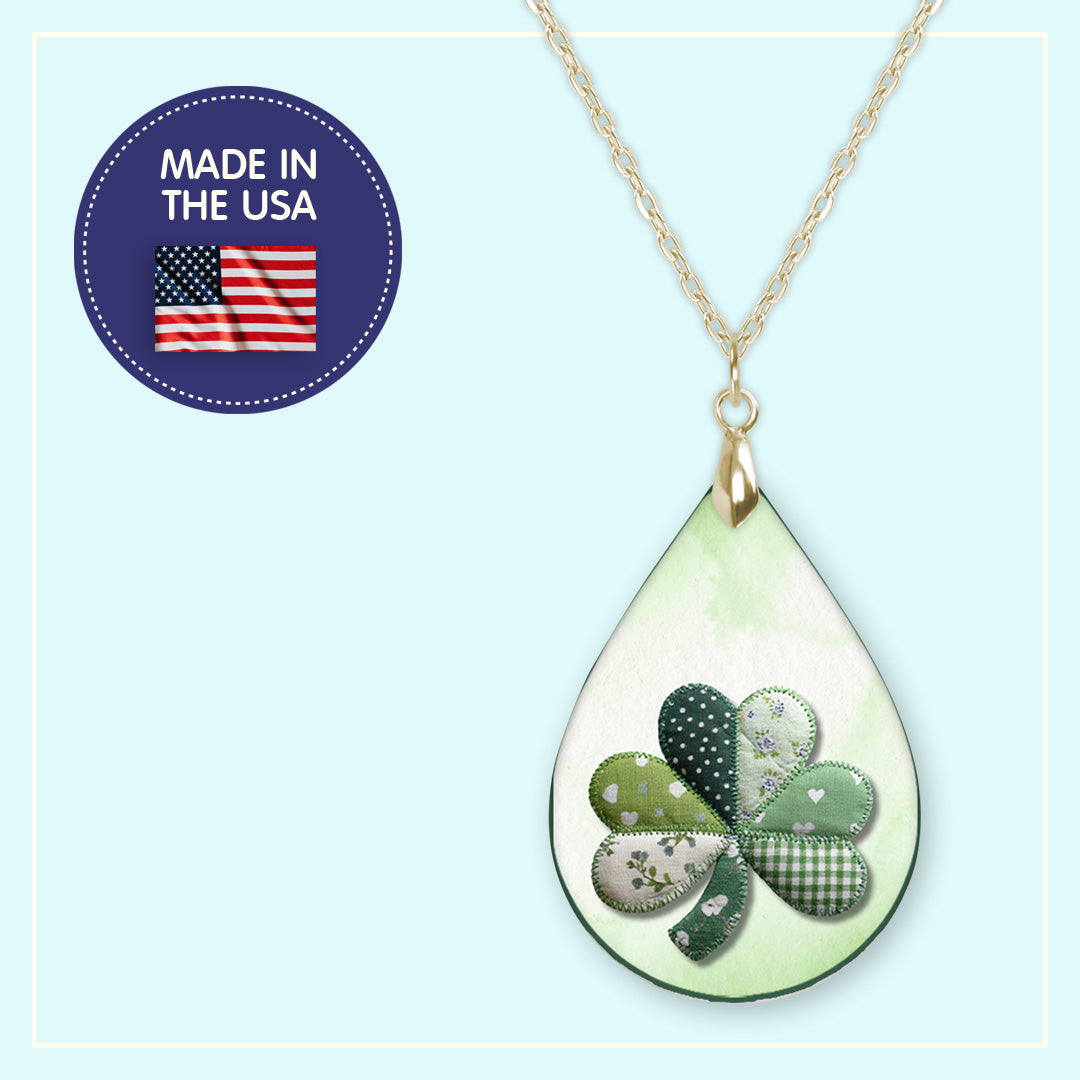 Shamrock Patchwork Teardrop Necklace – Green Quilted Clover Pendant with Gold Chain