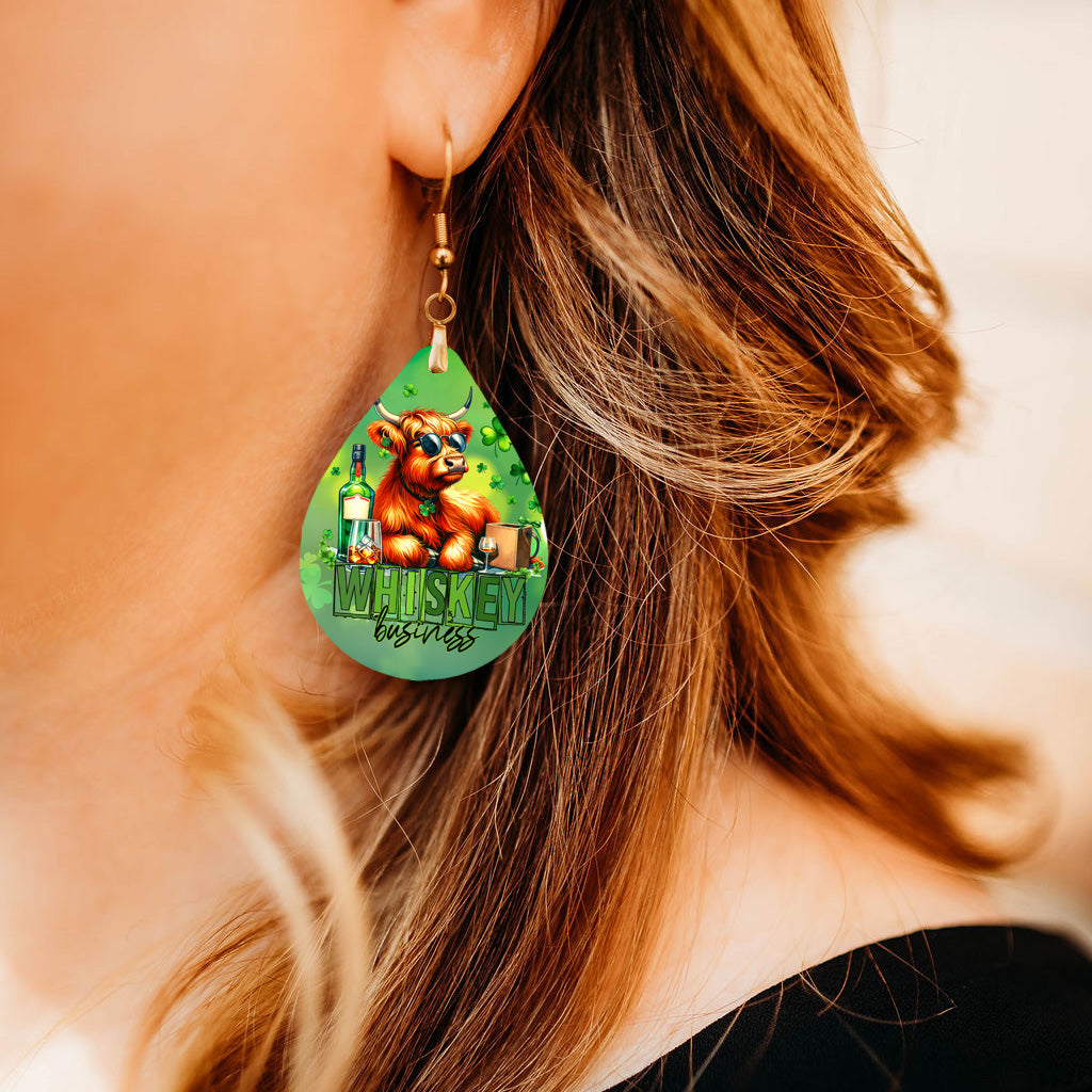 Whiskey Business Highland Cow Teardrop Earrings – Funny St Patrick’s Day Dangle Earrings