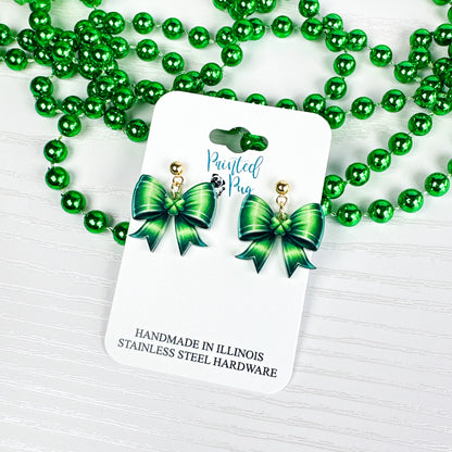 Green Bow St. Patrick’s Day Earrings – Acrylic Dangle Jewelry