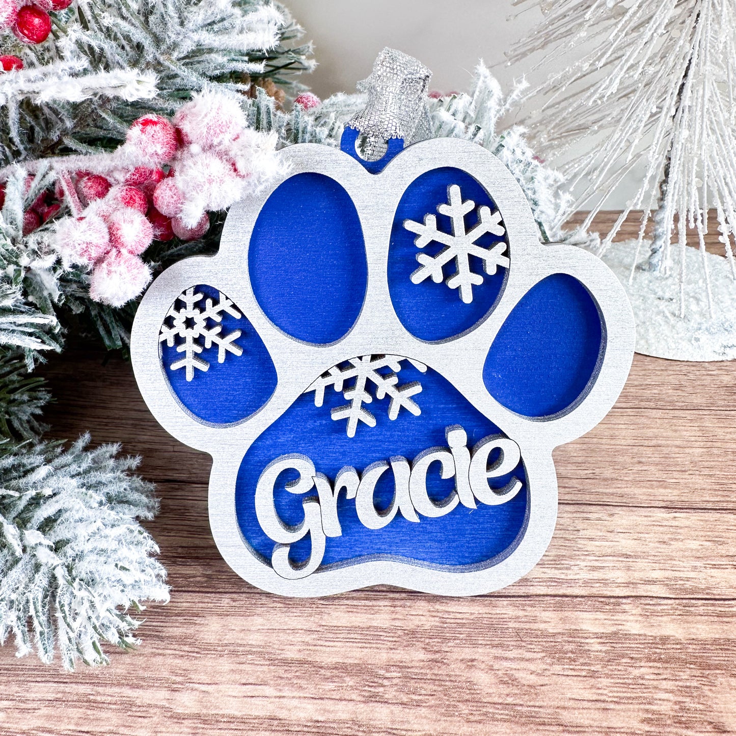 Personalized Paw Print Ornament – Custom Pet Name Christmas Gift