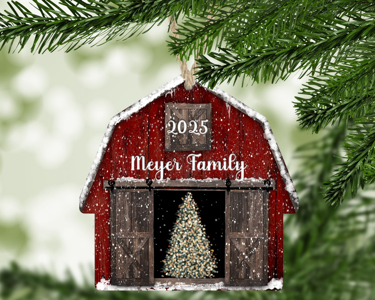 Personalized Red Barn Family Ornament – 2025 Christmas Keepsake